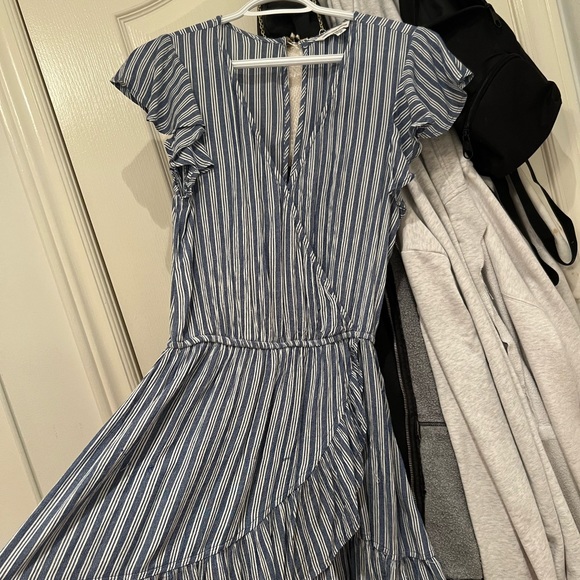 American Eagle Dress - Picture 1 of 2